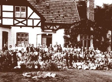 110 mænd og kvinder deltog i bibelkurset i Mårum Præstegård i august 1944